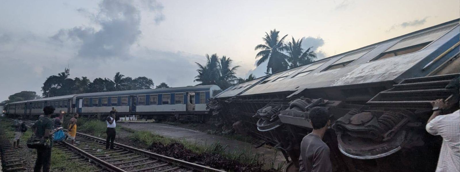 Train Derails in Sri Lanka; 10 Hospitalized